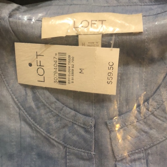 NWT LOFT Pintucked Tunic Shirt - Picture 6 of 6